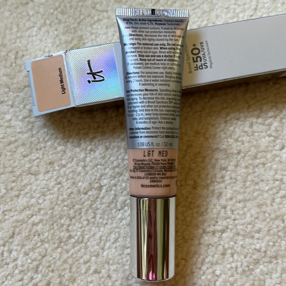 it CC+ Full Coverage Cream - Picture 2 of 5